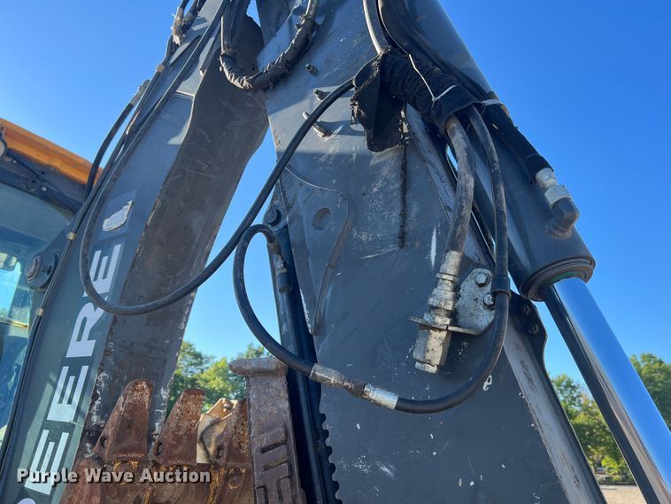 image for item MR9844 2014 John Deere 310SK  backhoe