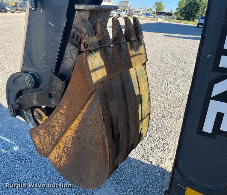 image for item MR9844 2014 John Deere 310SK  backhoe