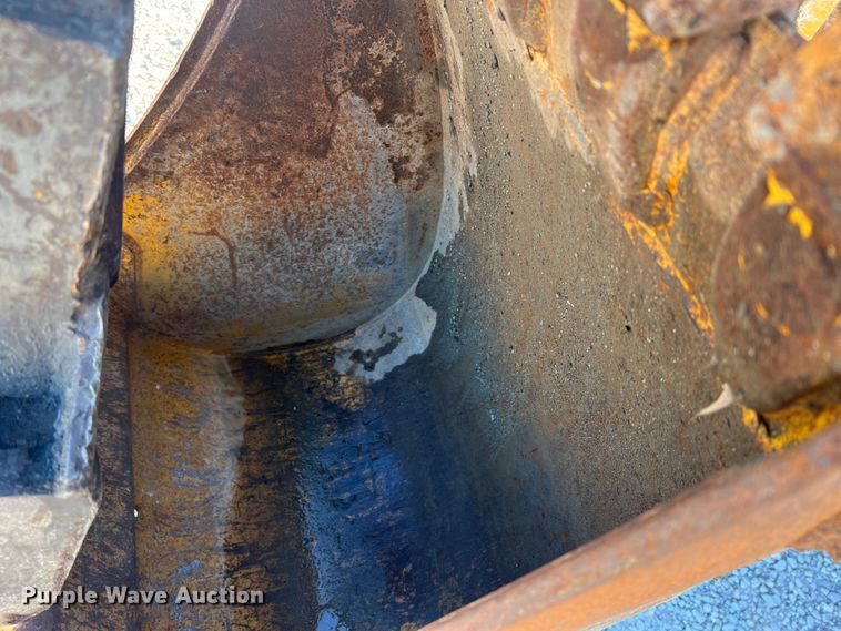 image for item MR9844 2014 John Deere 310SK  backhoe