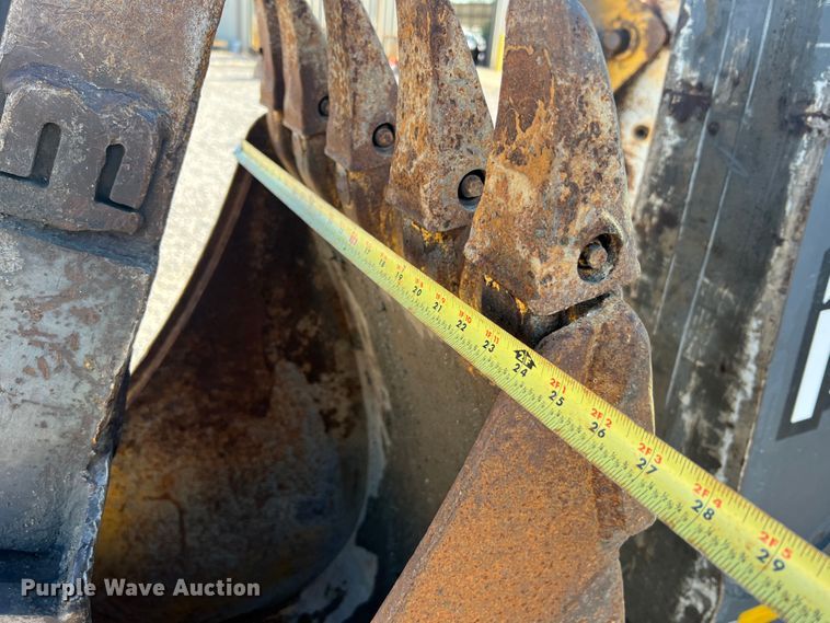 image for item MR9844 2014 John Deere 310SK  backhoe