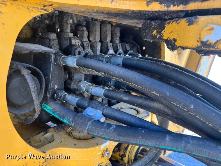 image for item MR9844 2014 John Deere 310SK  backhoe