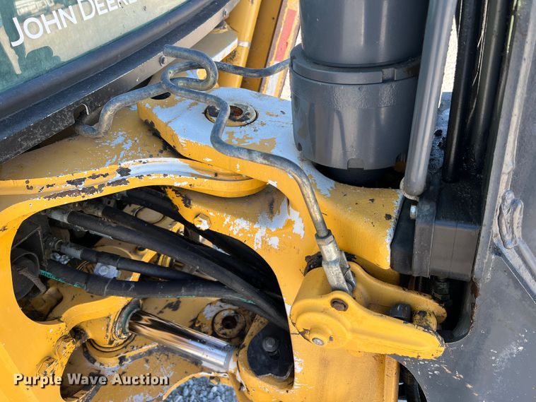 image for item MR9844 2014 John Deere 310SK  backhoe