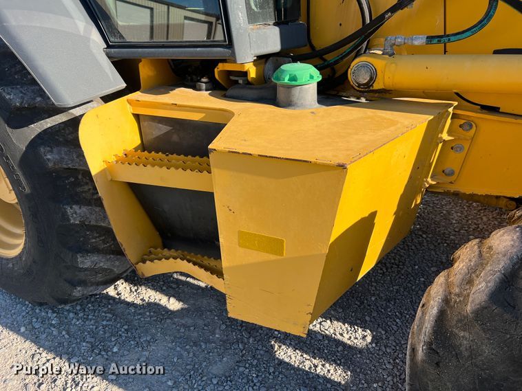 image for item MR9844 2014 John Deere 310SK  backhoe