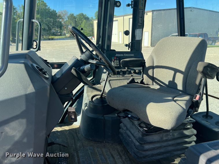 image for item MR9844 2014 John Deere 310SK  backhoe