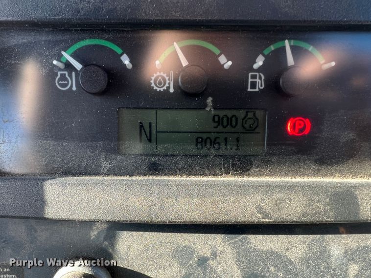 image for item MR9844 2014 John Deere 310SK  backhoe