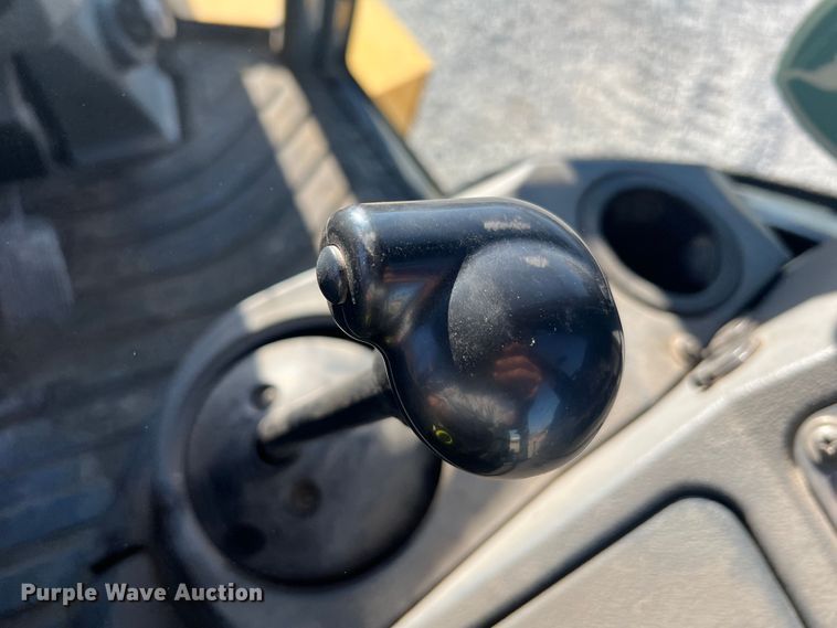 image for item MR9844 2014 John Deere 310SK  backhoe