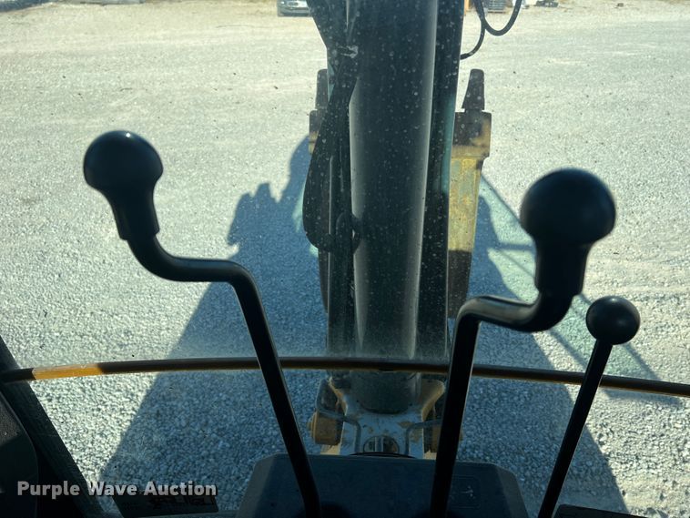 image for item MR9844 2014 John Deere 310SK  backhoe