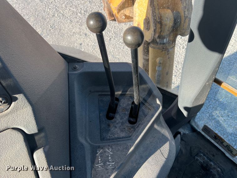 image for item MR9844 2014 John Deere 310SK  backhoe