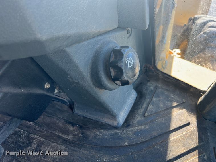 image for item MR9844 2014 John Deere 310SK  backhoe