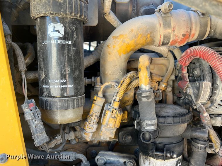 image for item MR9844 2014 John Deere 310SK  backhoe