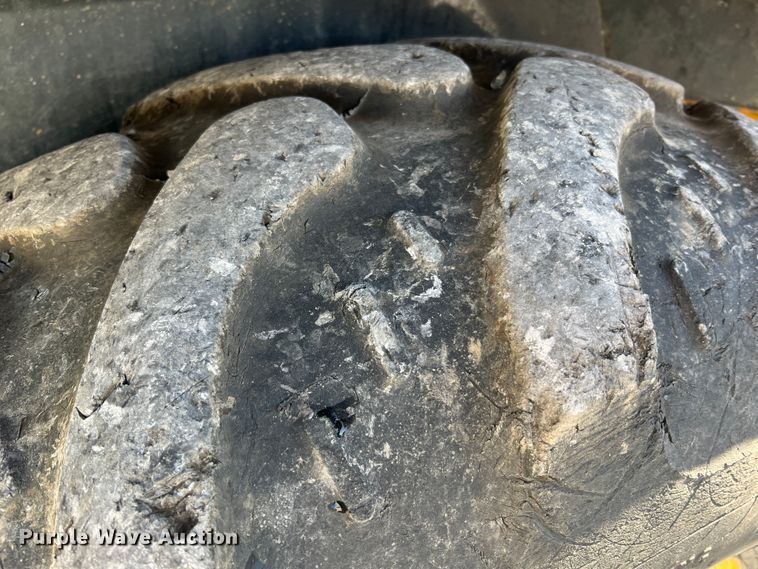 image for item MR9844 2014 John Deere 310SK  backhoe