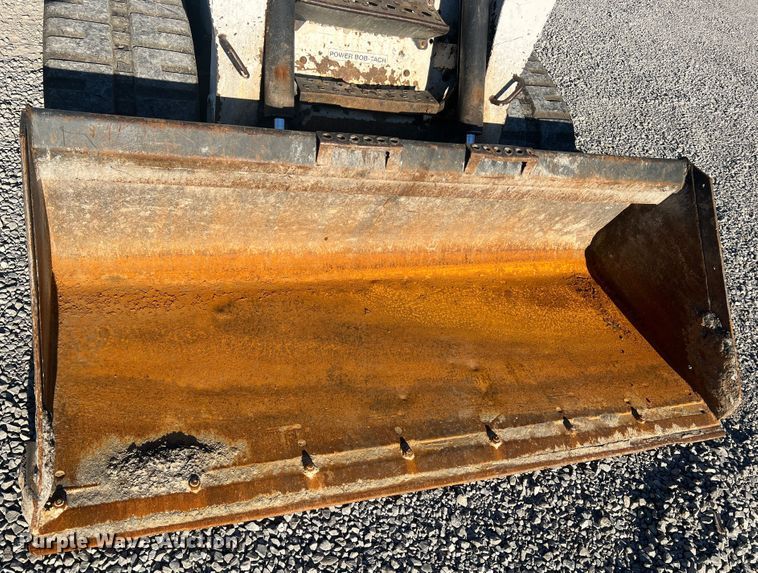 image for item MR9845 2009 Bobcat T320  tracked skid steer loader