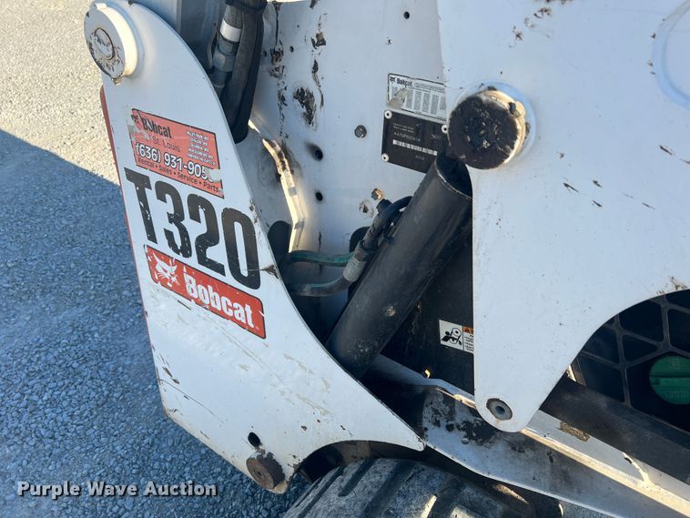 image for item MR9845 2009 Bobcat T320  tracked skid steer loader