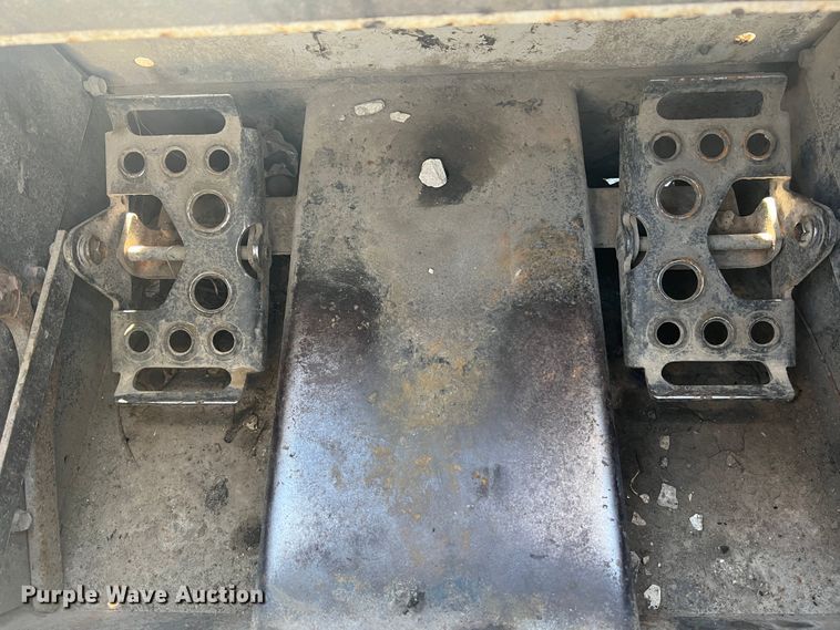 image for item MR9845 2009 Bobcat T320  tracked skid steer loader