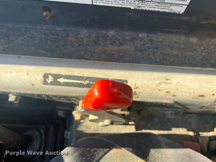 image for item MR9845 2009 Bobcat T320  tracked skid steer loader