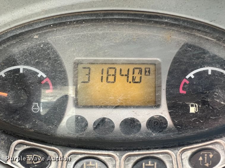 image for item MR9845 2009 Bobcat T320  tracked skid steer loader