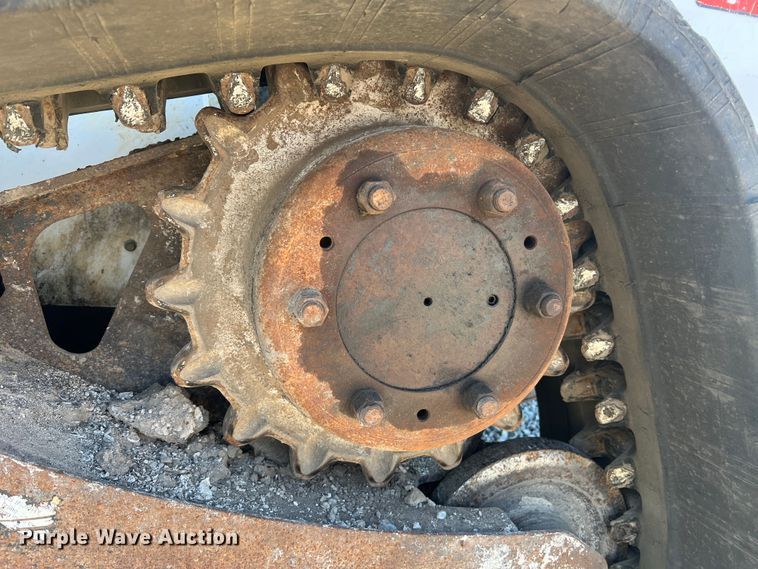 image for item MR9845 2009 Bobcat T320  tracked skid steer loader