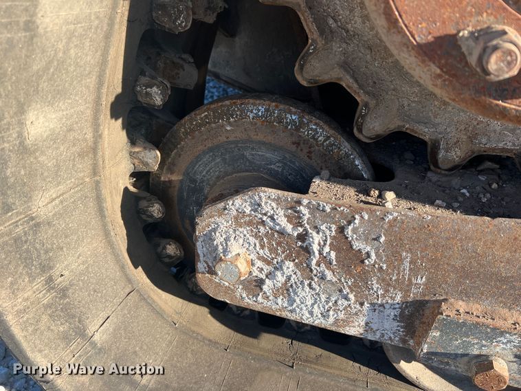 image for item MR9845 2009 Bobcat T320  tracked skid steer loader