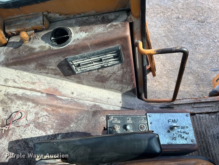 image for item MR9851 Case W20C  wheel loader