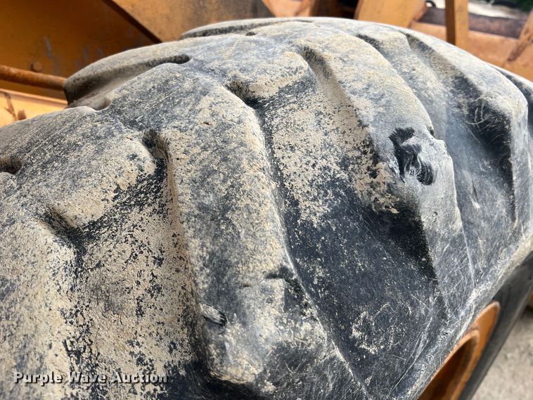 image for item MR9851 Case W20C  wheel loader