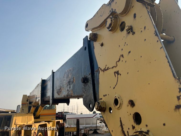 image for item MR9878 Drott 1800CC  crane