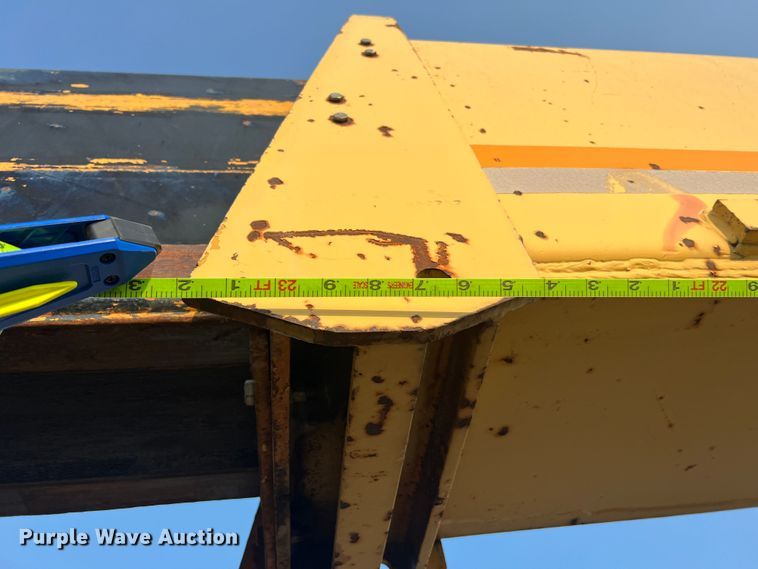 image for item MR9878 Drott 1800CC  crane