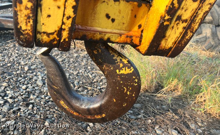 image for item MR9878 Drott 1800CC  crane