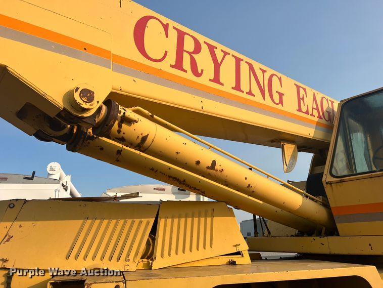 image for item MR9878 Drott 1800CC  crane