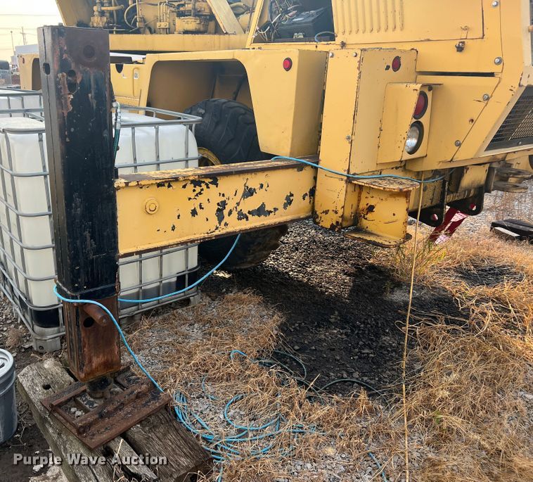 image for item MR9878 Drott 1800CC  crane