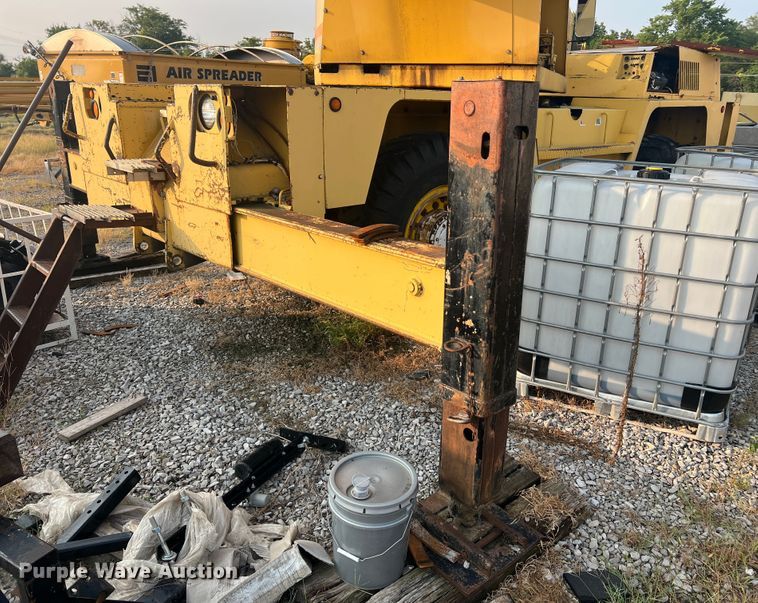 image for item MR9878 Drott 1800CC  crane