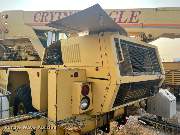 image for item MR9878 Drott 1800CC  crane