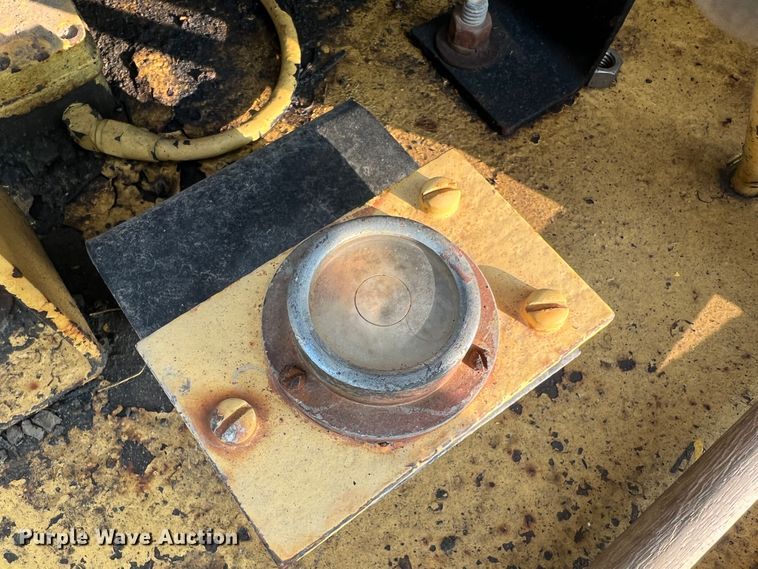 image for item MR9878 Drott 1800CC  crane