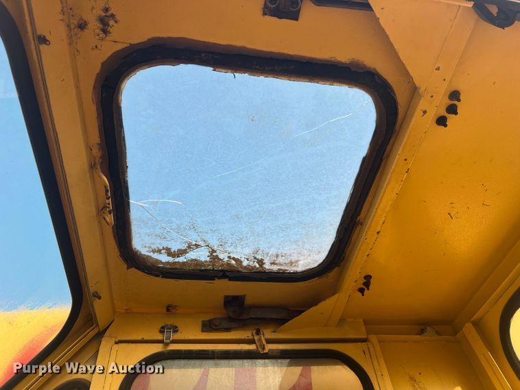 image for item MR9878 Drott 1800CC  crane