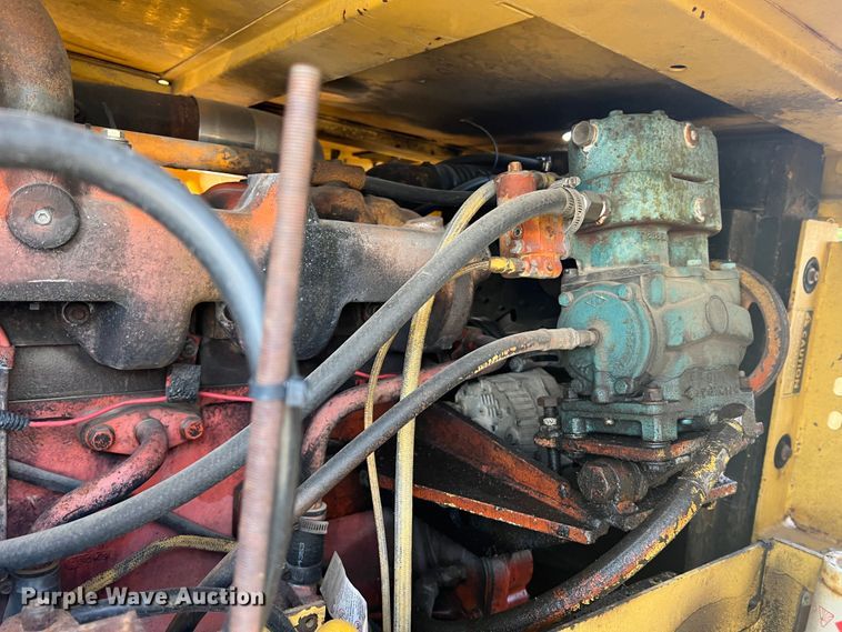 image for item MR9878 Drott 1800CC  crane