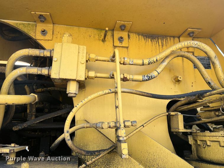 image for item MR9878 Drott 1800CC  crane