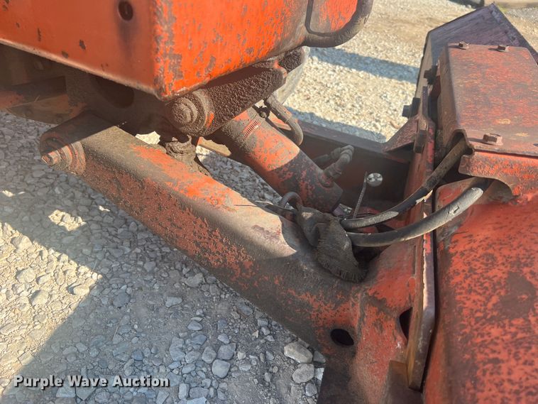 image for item MR9883 1993 Ditch Witch 3500DD  trencher