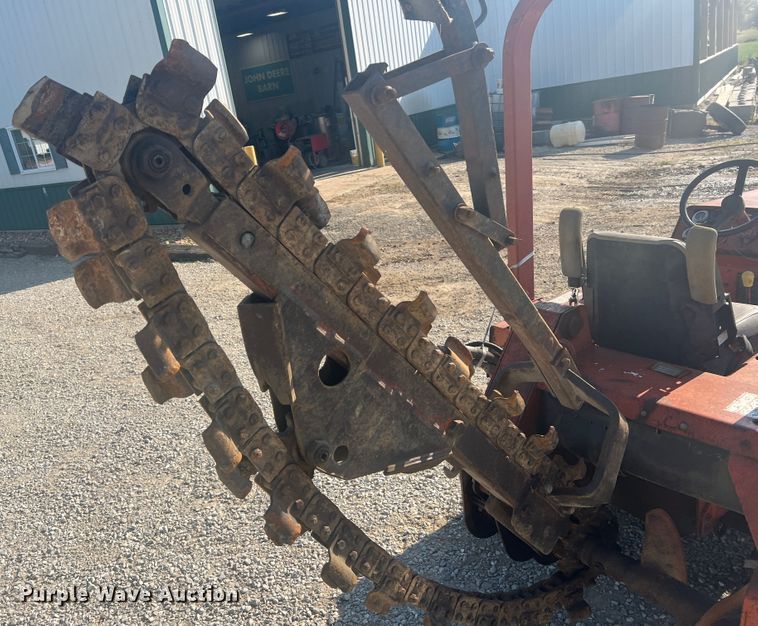 image for item MR9883 1993 Ditch Witch 3500DD  trencher