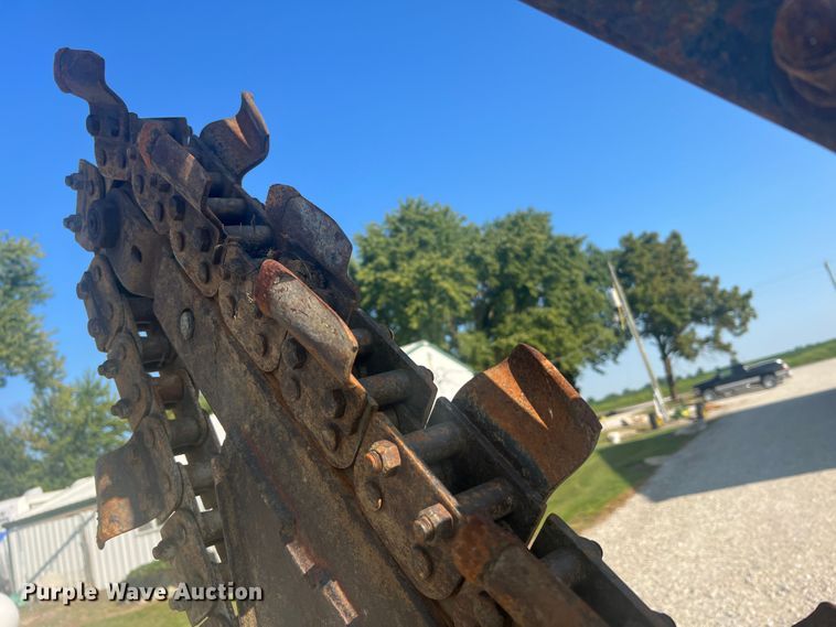 image for item MR9883 1993 Ditch Witch 3500DD  trencher