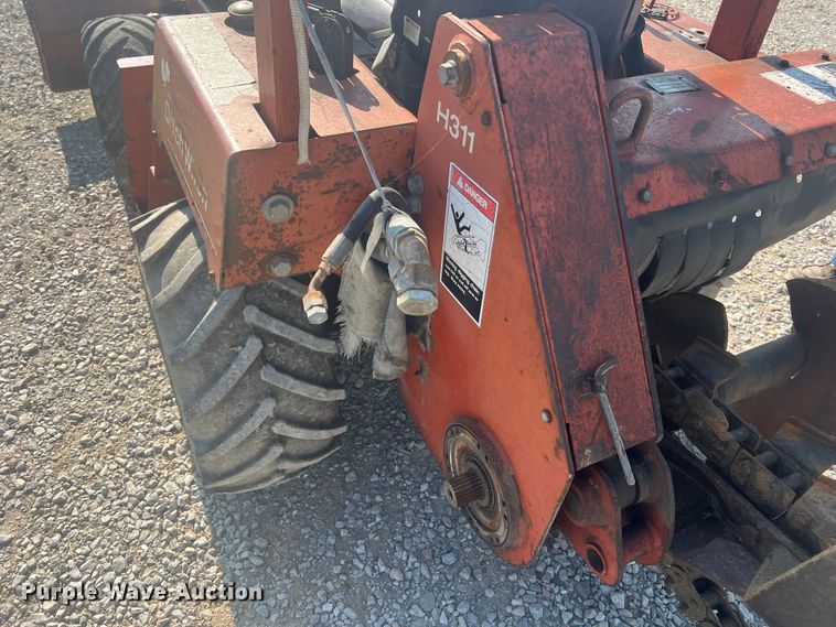 image for item MR9883 1993 Ditch Witch 3500DD  trencher
