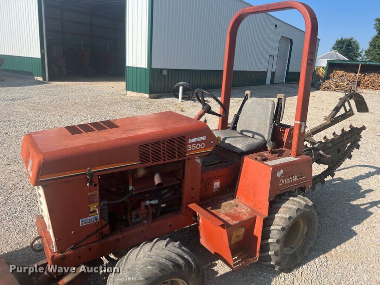 image for item MR9883 1993 Ditch Witch 3500DD  trencher
