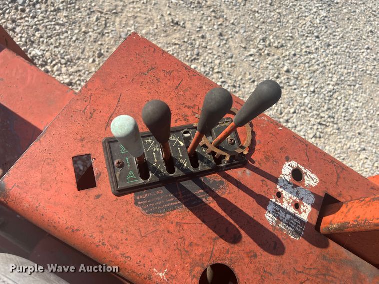 image for item MR9883 1993 Ditch Witch 3500DD  trencher