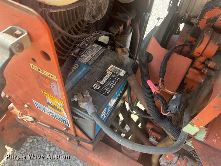 image for item MR9883 1993 Ditch Witch 3500DD  trencher