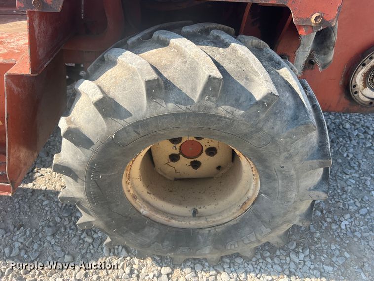 image for item MR9883 1993 Ditch Witch 3500DD  trencher