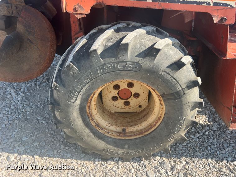 image for item MR9883 1993 Ditch Witch 3500DD  trencher