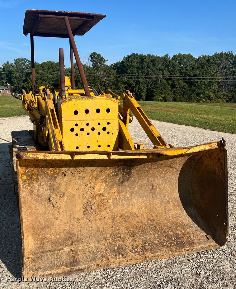 image for item MR9887 Allis Chalmers TS5  track loader