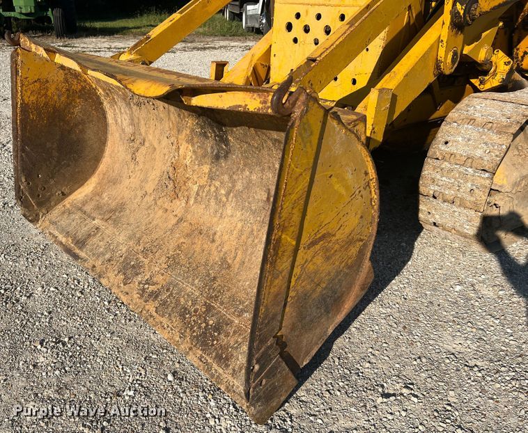 image for item MR9887 Allis Chalmers TS5  track loader