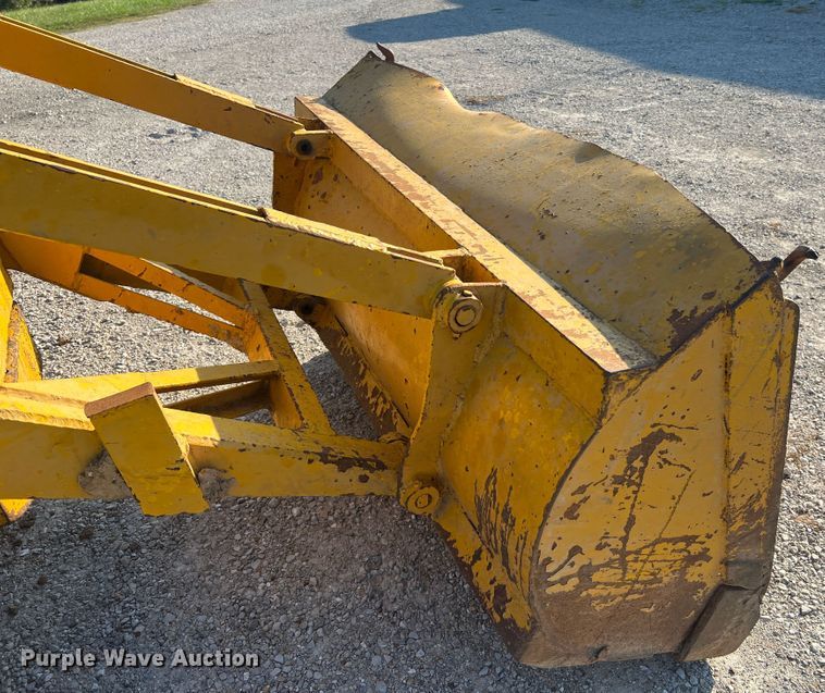 image for item MR9887 Allis Chalmers TS5  track loader