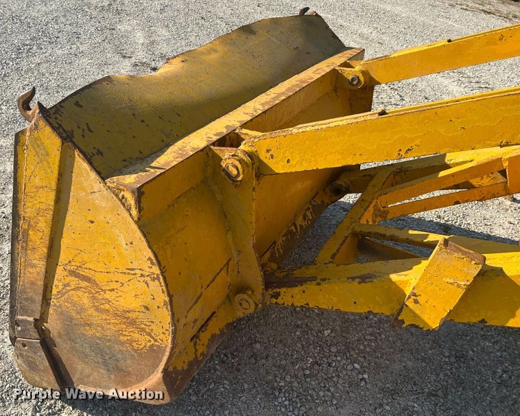 image for item MR9887 Allis Chalmers TS5  track loader