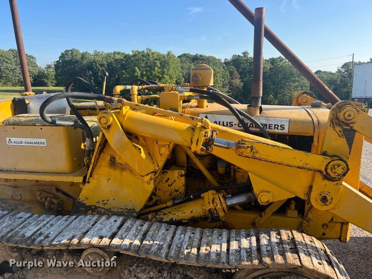 image for item MR9887 Allis Chalmers TS5  track loader