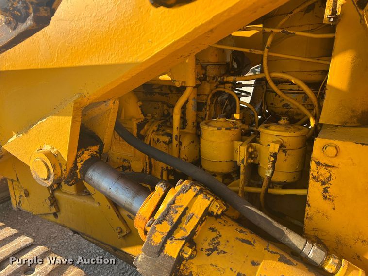image for item MR9887 Allis Chalmers TS5  track loader